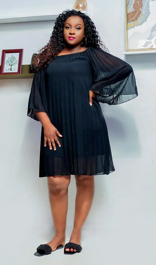 La petite robe noire grande taille idéale